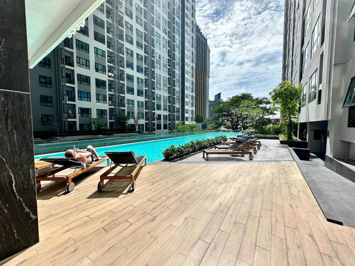 Best Location Condo With Swimming Pool, Gym, Sauna, Washing Mashine, Fast Internet In Central Of Pattaya Extérieur photo